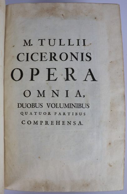 null CICERON. Opera omnia. Amsterdam, Wetstein, 1724. 2 vol. in-folio, veau ép.,...