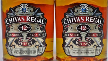 null CHIVAS REGAL BLENDED SCOTCH WHISKY, 12 ans d' âge

2 bouteilles.

En coffre...