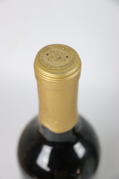 null ALTA VISTA.

ALTO.

Mendoza, Argentina.

Millésime : 1998.

3 bouteilles, e...