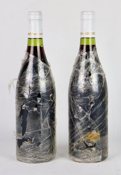 null CORTON GRAND CRU.

Pierre André.

Millésime : 1991.

2 bouteilles, e.t.