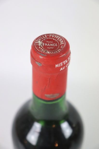 null CHATEAU LEOVILLE POYFERRE.

Millésime : 1975.

1 bouteille, h.e.
