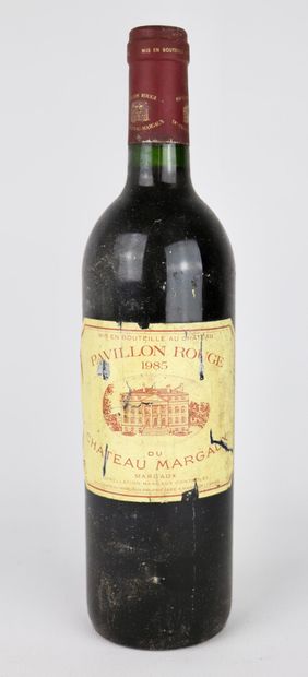 null PAVILLON ROUGE DU CHATEAU MARGAUX.

Millésime : 1985.

1 bouteille, e.t.a.