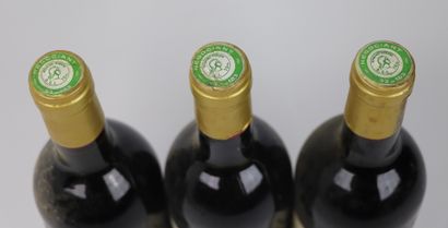 null CHATEAU LARRIVET HAUT BRION.

Millésime : 1981.

3 bouteilles, e.t.a.