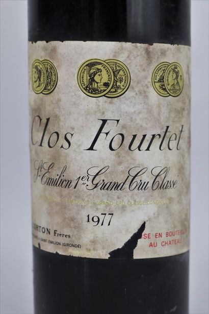 null CHATEAU CLOS FOURTET.

Millésime : 1977.

1 bouteille, e.t.a., b.g.