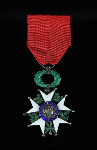 null Ordre de la Légion d'honneur 1870, Chevalier.

Croix de 40 mm en argent.

Email...