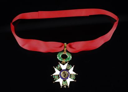 null Ordre de la Légion honneur 1870, Commandeur, (refrappe).

En bronze doré émaillé.

Ruban...