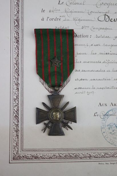 null Citation à l'ordre du régiment avec croix de guerre

54 ème régiment territorial.

...