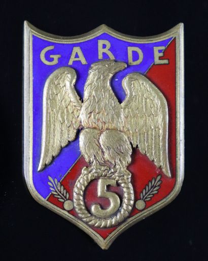 null Insigne de gendarmerie du chef de l'Etat français, 1942

Modèle expérimental

Email...