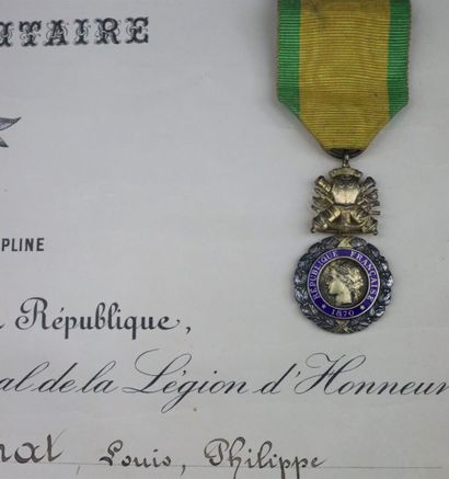 null Diplôme de la médaille militaire avec médaille et écrin :

 Diplôme sur papier...