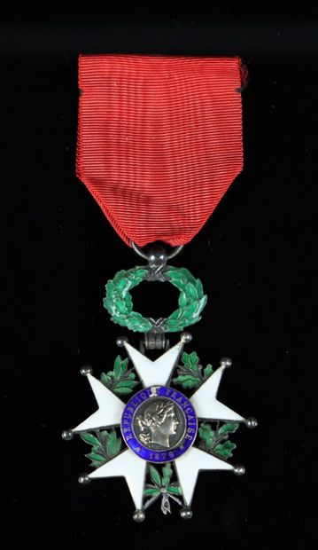 null Ordre de la Légion d'honneur 1870, Chevalier.

Croix de 40 mm en argent.

Email...