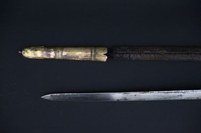 null Forte épée d'officier, modèle 1776.

Dit à la suédoise.

Lame de 81 cm à deux...