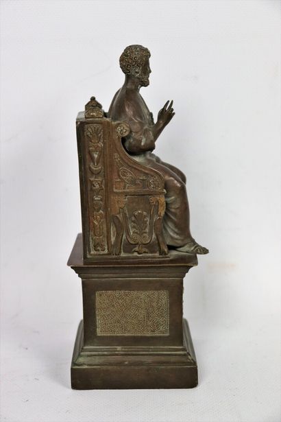 null Ecole italienne du XIXème siècle.

Saint Pierre de Rome.

Sculpture en bronze...