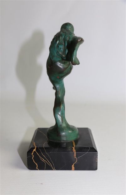 null Max LE VERRIER (1891-1973).

Sadi.

Mascotte pour les automobiles Philos.

Sculpture...