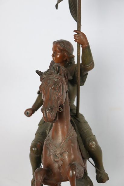 null Ecole française vers 1900.

Jeanne d'Arc sur son cheval au siège d'Orléans.

Sculpture...