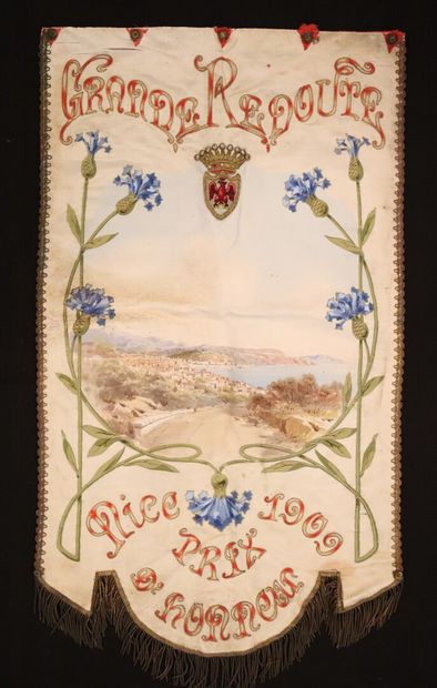 null Bannière tissée et peinte pour la Grande Redoute de Nice en 1909, prix d'honneur.

H_95...