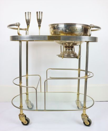 null 
Champagne POMMERY.




Advertising trolley in silver plated metal and brass,...