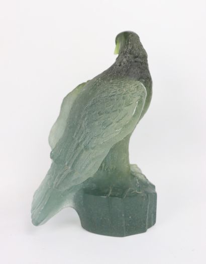 null DAUM and Marcelin DEFORGE (Born in 1954).

Royal hunt. 

Sculpture in green...