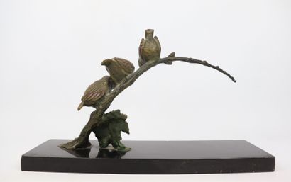 null Irénée. ROCHARD (1906-1984).

Trois oiseaux perchés sur une branche.

Bronze...
