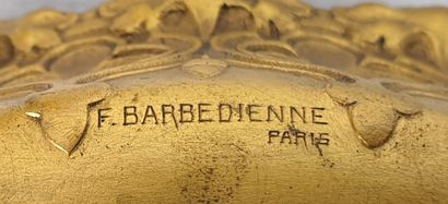 null Ferdinand BARBEDIENNE (1810-1892).

Bonbonnière néogothique en bronze à décor...
