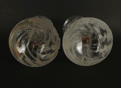 null Pair of cut rock crystal candlesticks.

H_17,8 cm, for the crystal.

chips and...