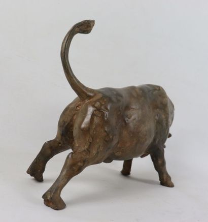 null Pierre CHENET (Active in the 20th century).

The bull.

Sculpture in patinated...