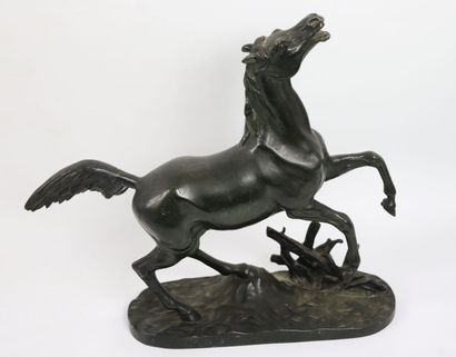 null French school of the XIXth century.

Horse neighing.

Sculpture in bronze with...