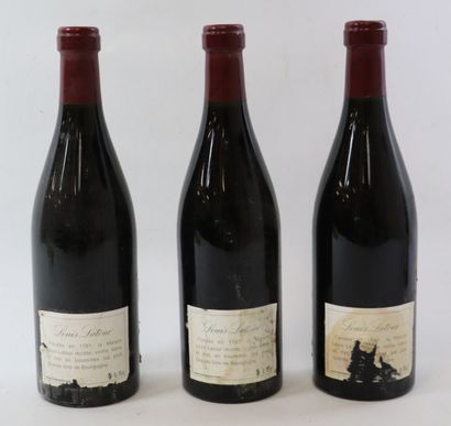 null CORTON GRAND CRU.

Domaine LATOUR.

Millésime : 1998.

3 bouteilles, e.t. 2...
