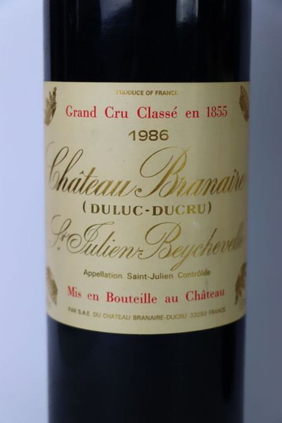 null CHATEAU BRANAIRE DULUC-DUCRU.

Millésime : 1986.

8 bouteilles, b.g et h.e.