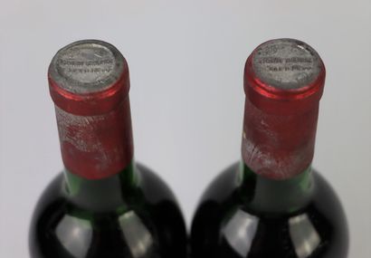 null CHATEAU BRANAIRE DULUC-DUCRU.

Millésime : 1964.

2 bouteilles, b.g. et h.e.,...