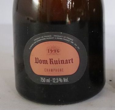 null CHAMPAGNE BRUT ROSE DOM RUINART.

Millésime : 1996.

2 bouteilles