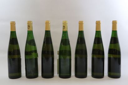 null GEWURZTRAMINER KAEFFERKOPF.

Domaine Pierre ADAM.

Millésime : 1997.

7 bouteilles,...