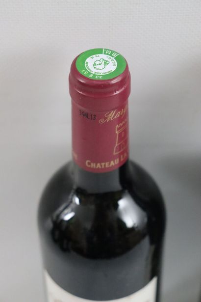 null CHATEAU LA GURGUE.

Millésime : 2011.

13 bouteilles