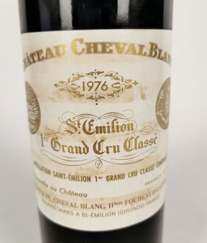 null CHATEAU CHEVAL BLANC.

Millésime : 1976.

1 bouteille