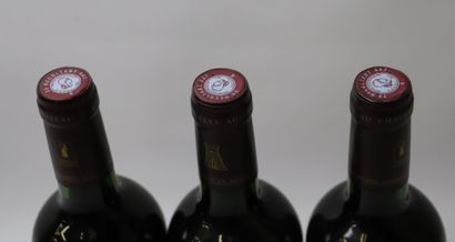null CHATEAU LA MOULINE.

Millésime : 2011.

3 bouteilles