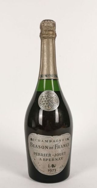null CHAMPAGNE PERRIER JOUET BLASON DE FRANCE.

Millésime : 1973.

1 bouteille