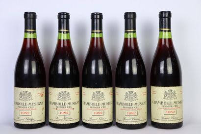 null CHAMBOLLE MUSIGNY 1 er CRU.

Bernard CHATEAU.

Millésime : 1982.

10 bouteilles,...