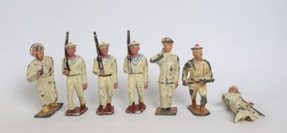 null QUIRALU.

Ensembles de quarante-six soldats en aluminium peint figurant des...