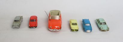 null NOREV. 

Réunion de seize voitures miniatures, différents modèles et époques,...