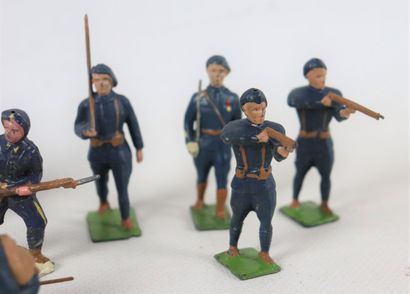null LOUIS ROUSSY.

Réunion de soldats français chasseurs alpins de la Première Guerre...
