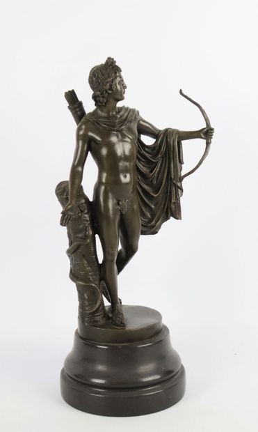null D'après l'Antique.

Apollon du Belvédère.

Bronze d'édition inspiré du modèle...