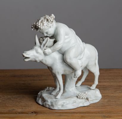null CAPODIMONTE.

Jeune Bacchus sur un âne.

Groupe en porcelaine.

H_18 cm L_17...