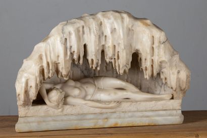 null Ecole française des années 1920.

Femme nue, allongée dans une grotte.

Sculpture...