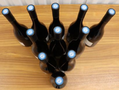 null MINUTY.

BLANC et OR.

Millésime : 2019.

11 bouteilles

CE LOT EST JUDICIAIRE,...