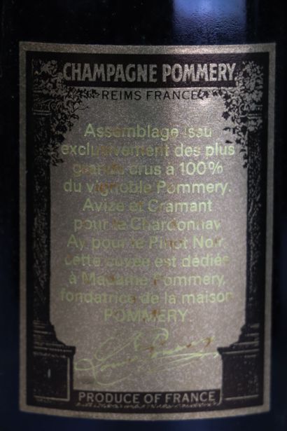 null CHAMPAGNE POMMERY, CUVEE LOUISE.

Vintage : 1985.

3 bottles, in their boxes,...
