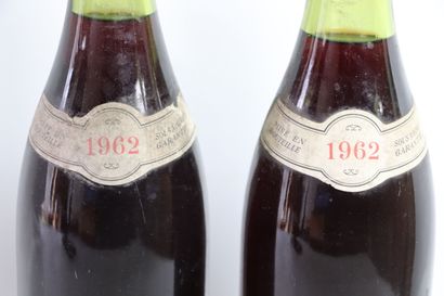 null CORTON CLOS DES VERGENNES.

Moillard.

Millésime : 1962.

2 bouteilles, e.f...