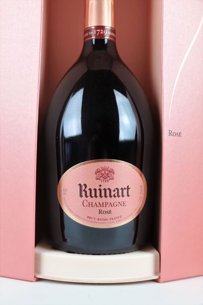 null RUINART CHAMPAGNE.

3 bottles, 2 rosé and 1 white.

In their boxes