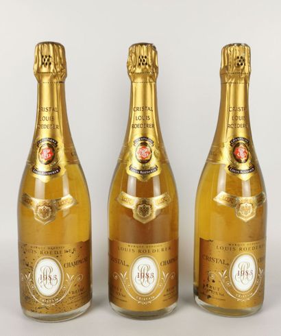 null CHAMPAGNE ROEDERER CRISTAL.

Millésime : 1983.

3 bouteilles, e.f.s.