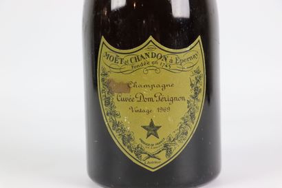 null CHAMPAGNE BRUT DOM PERIGNON.

Millésime : 1969.

1 bouteille, e.l.a.