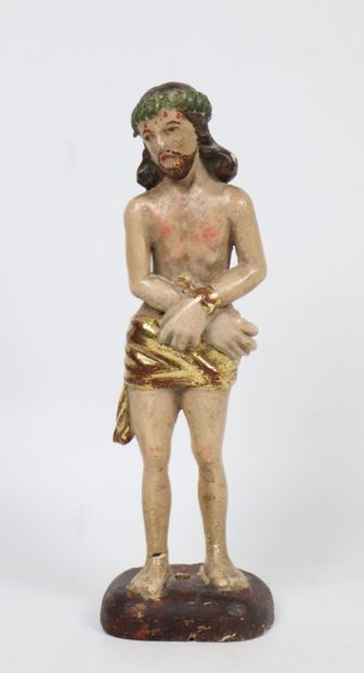 null Christ aux liens en bois sculpté polychrome. 

Il porte la couronne d'épine,...