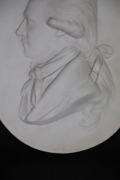 null Médaillon en plâtre figurant Benjamin-Léonor-Louis FROTIER, marquis de LA COSTE-MESSELIÈRE,...